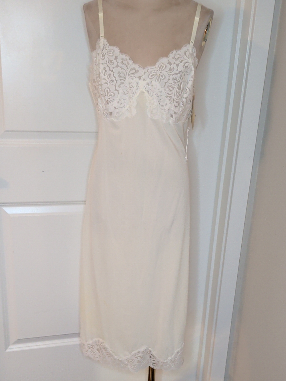 Vintage 50s Wondermaid Full Slip Ivory Classic Lace Trim NWT SZ 36